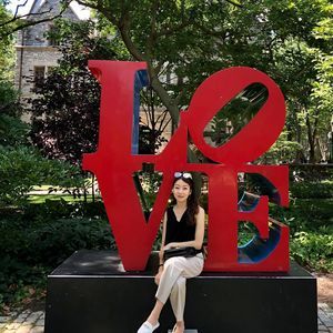 Meet your Posher, Lydia